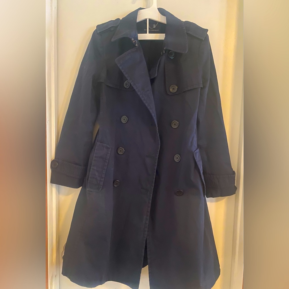 Banana Republic blue trench coat 🧥